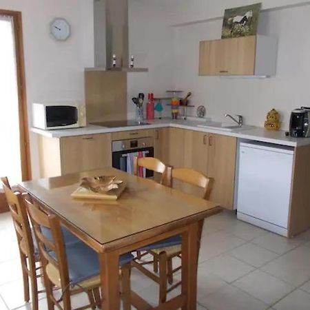Appartement T2 Bas De Villa Avec Jardinet Au Calme Proche Mer La Seyne-sur-Mer Exteriér fotografie